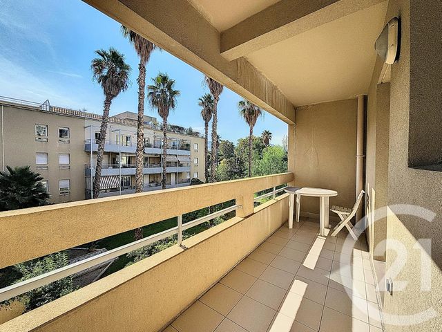 Appartement T2 à vendre - 2 pièces - 38.37 m2 - MARSEILLE - 13008 - PROVENCE-ALPES-COTE-D-AZUR - Century 21 Can Transactions